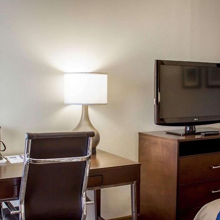 Comfort Inn & Suites Fuquay Varina Esterno foto
