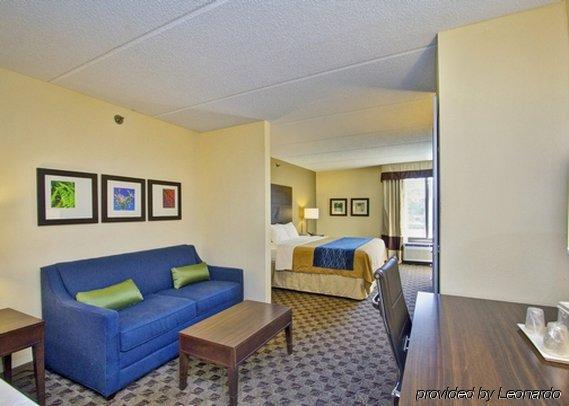 Comfort Inn & Suites Fuquay Varina Esterno foto